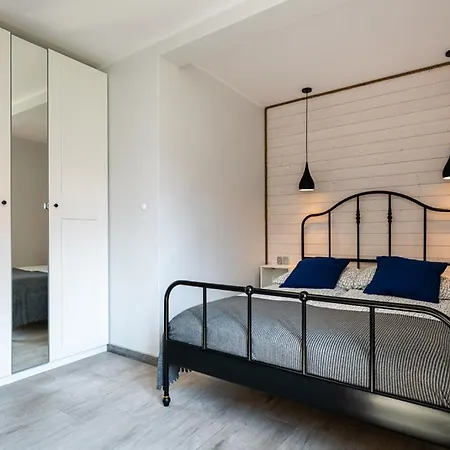 Nautilus Apartment Debki
